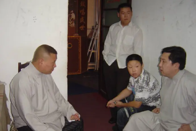 岳云鹏这个时候不胖啊，后面变胖是为了相声喜剧效果吗？