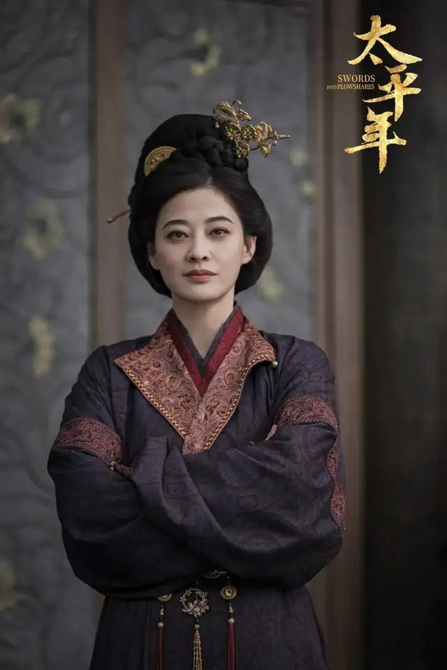 看《太平年》越看越觉得，梅婷演的俞大娘子，真的是吴越国藏得最深的狠角色，看着不掺