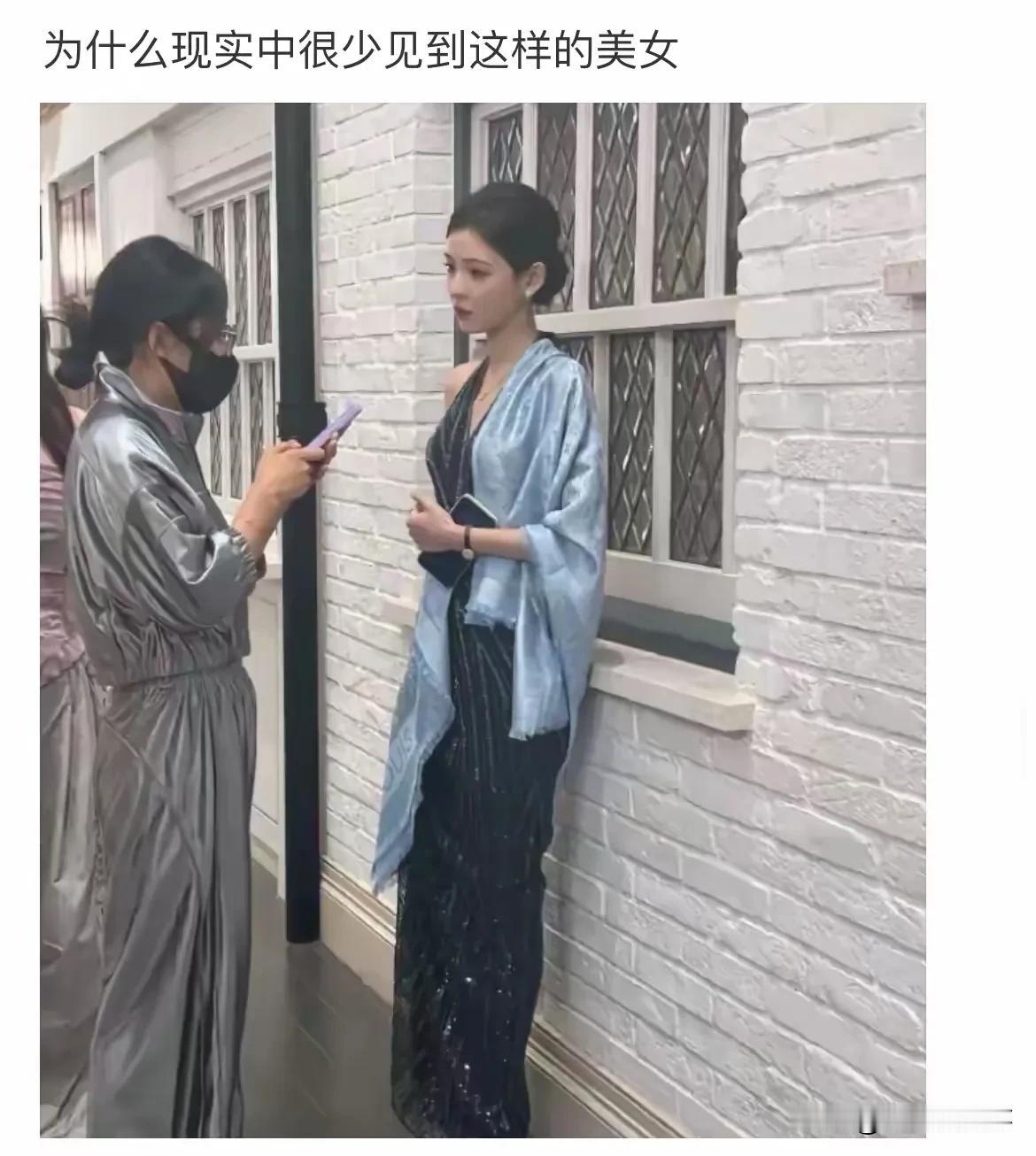 这么漂亮的女孩为什么只存在镜头里，现实中却碰不到