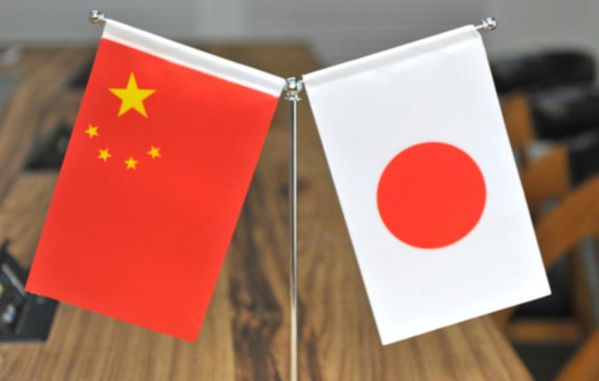 日本敢和中国开战吗？毛主席早就预言过了。日本不是乌克兰，中国也不是俄罗斯，所