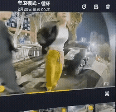 凌晨的街头，监控镜头意外捕捉到了一出荒诞又辣眼的大戏。[爱心][爱心][爱心]