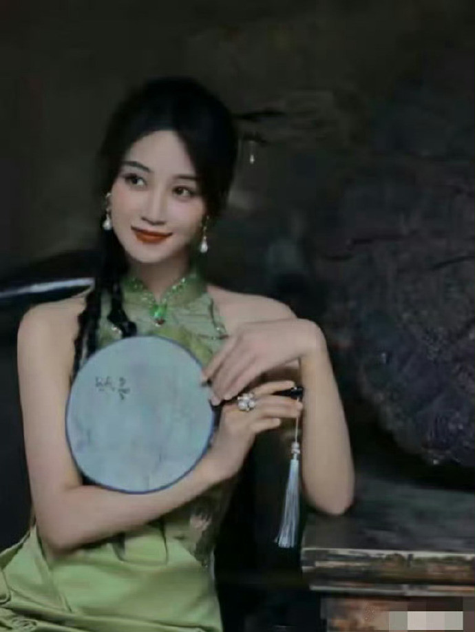 蓝盈莹说她没有做医美，纯靠嘴部锻炼就把嘴练翘上去了，真的有可能做到吗？