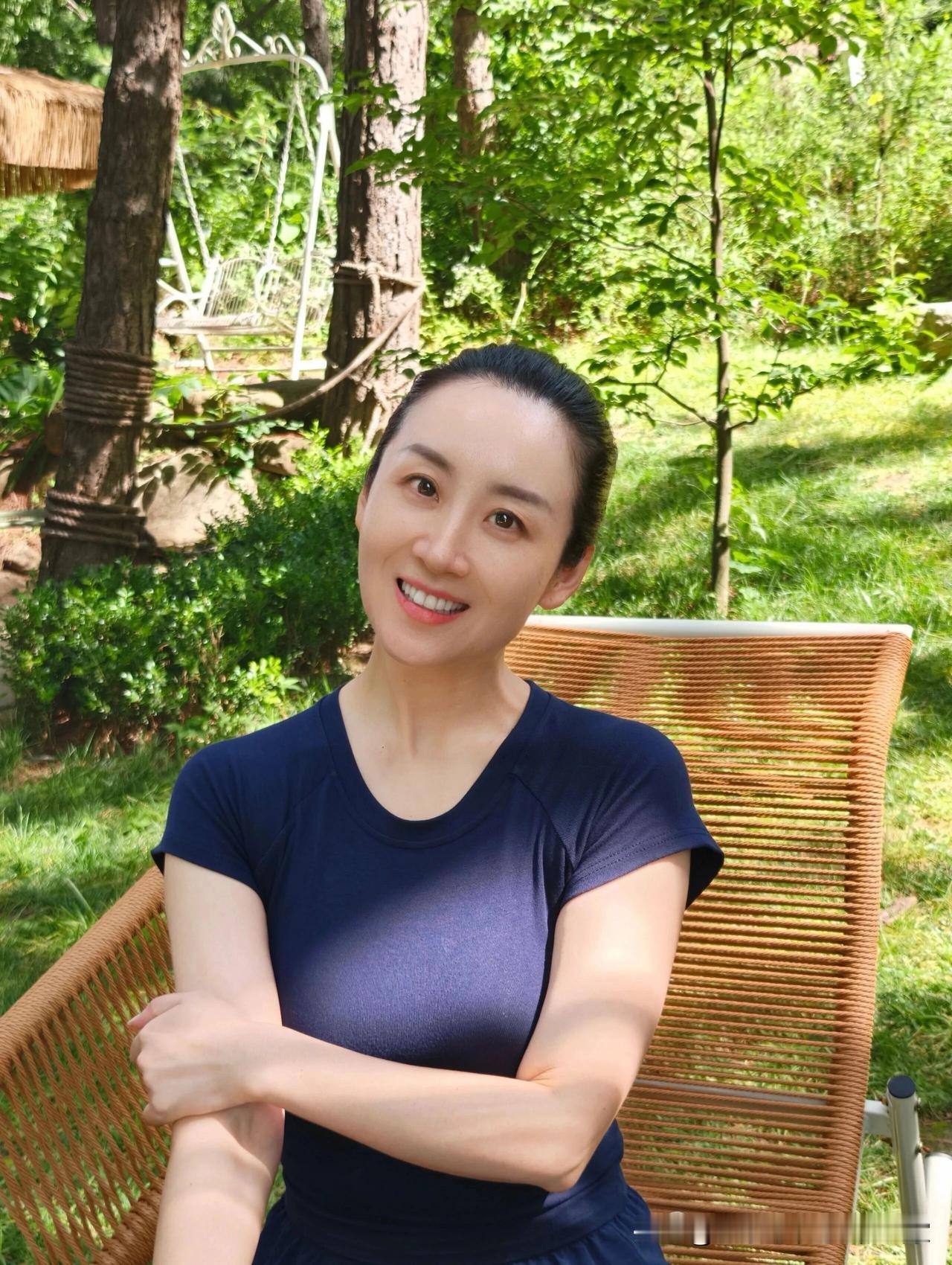 看看气质女神的穿着搭配吧