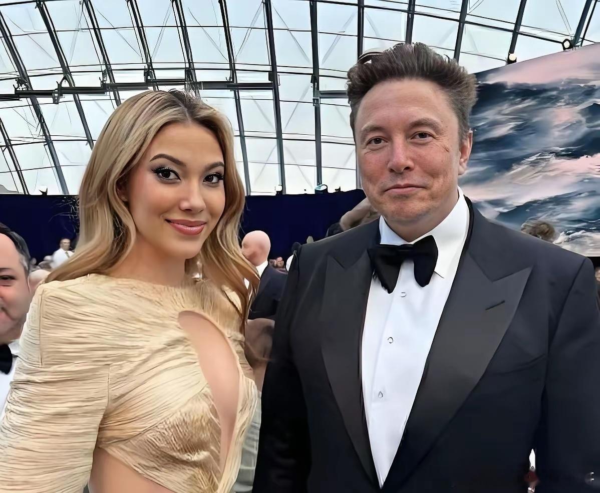 谷爱凌长相完全欧美化了，虽然才21岁，但是显得非常的成熟