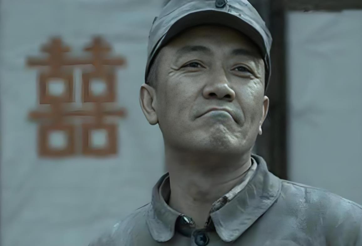 有人问，李云龙能不能打得过张灵甫。网友是这样回答的：你知道楚云飞吗？没错，