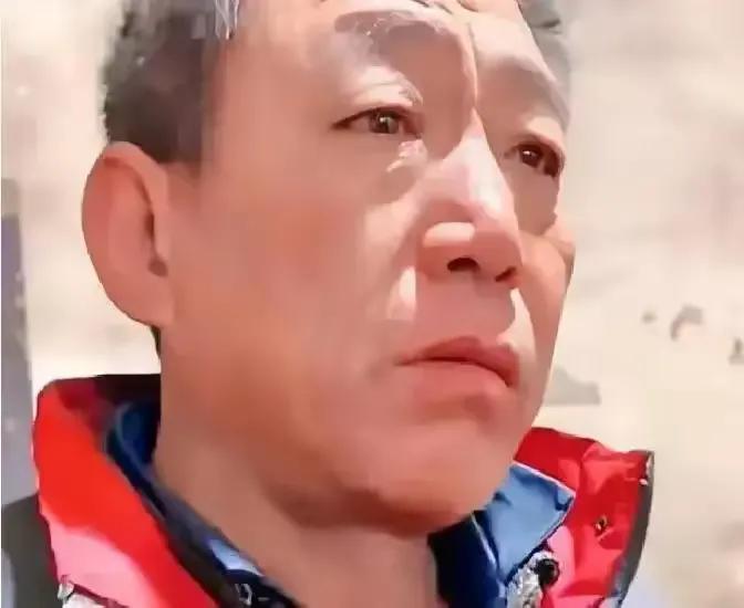 河北一农民病危，临终前紧握单身弟弟的手，用尽最后的力气说：“我走了，你嫂子和四个