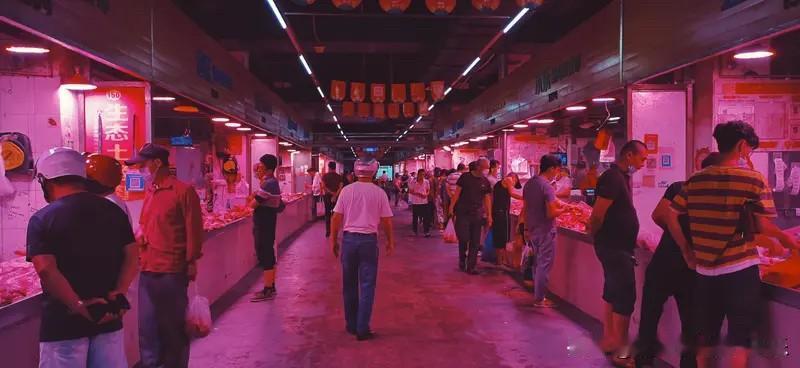 房地产市场下行期，很多人看到的是风险，但聪明人看到的是资产重新配置的机会。真