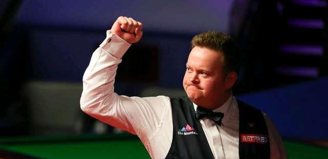 实力差距，吕昊天连丢三局，2-5送墨菲赛点！斯诺克英锦赛首轮，中