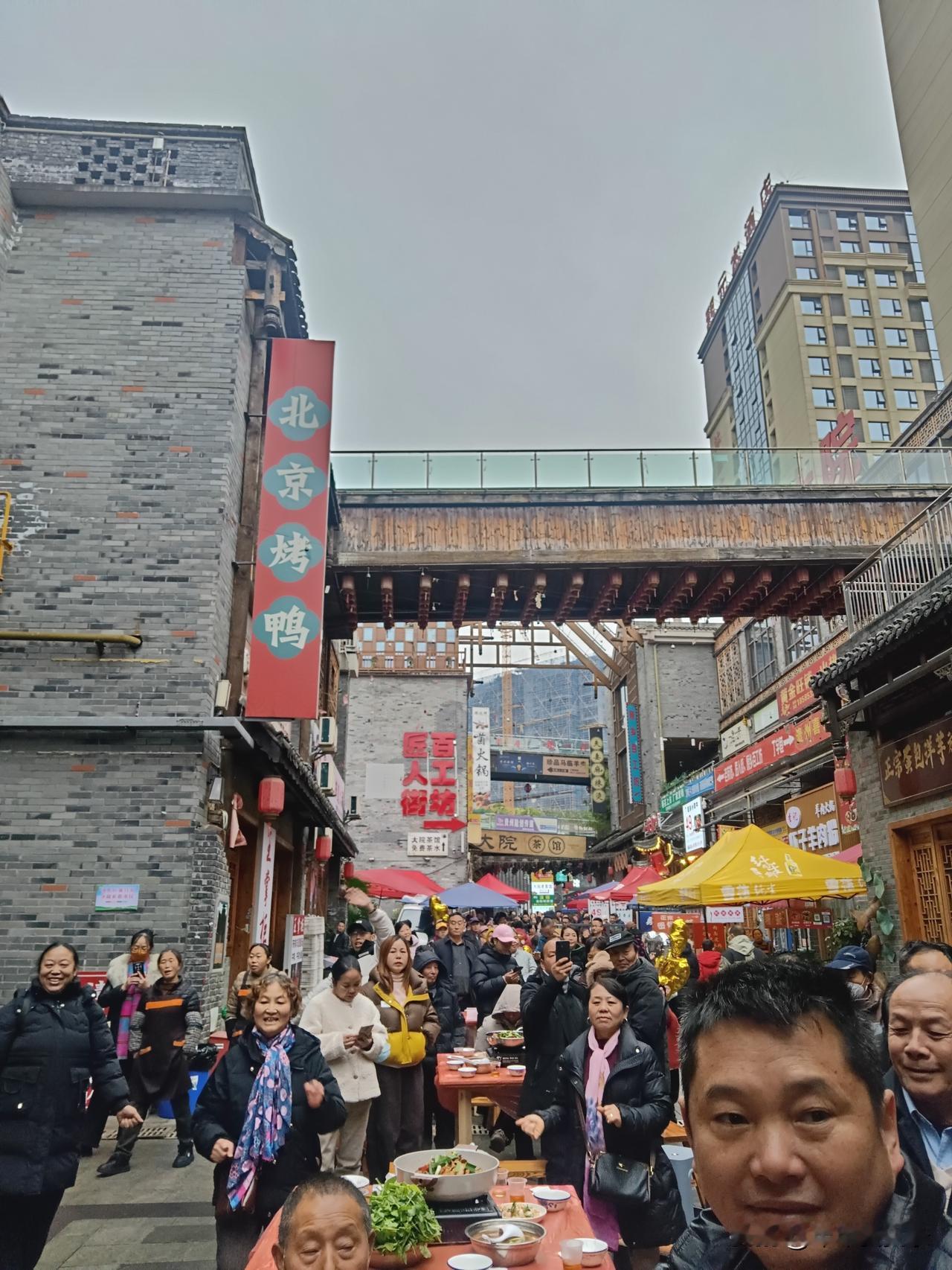 东北的天气是我们南方无法想象的冻，我以前还没到冬至时，在东北呆过几天，就那天气，