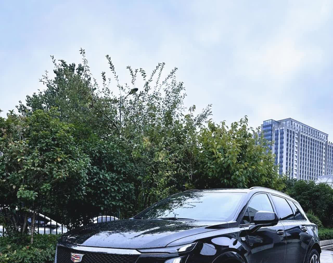 迪拉克XT5确实比奥迪Q5L更好。虽然很多人觉得奥迪牌子更响亮，但仔细对比后，你