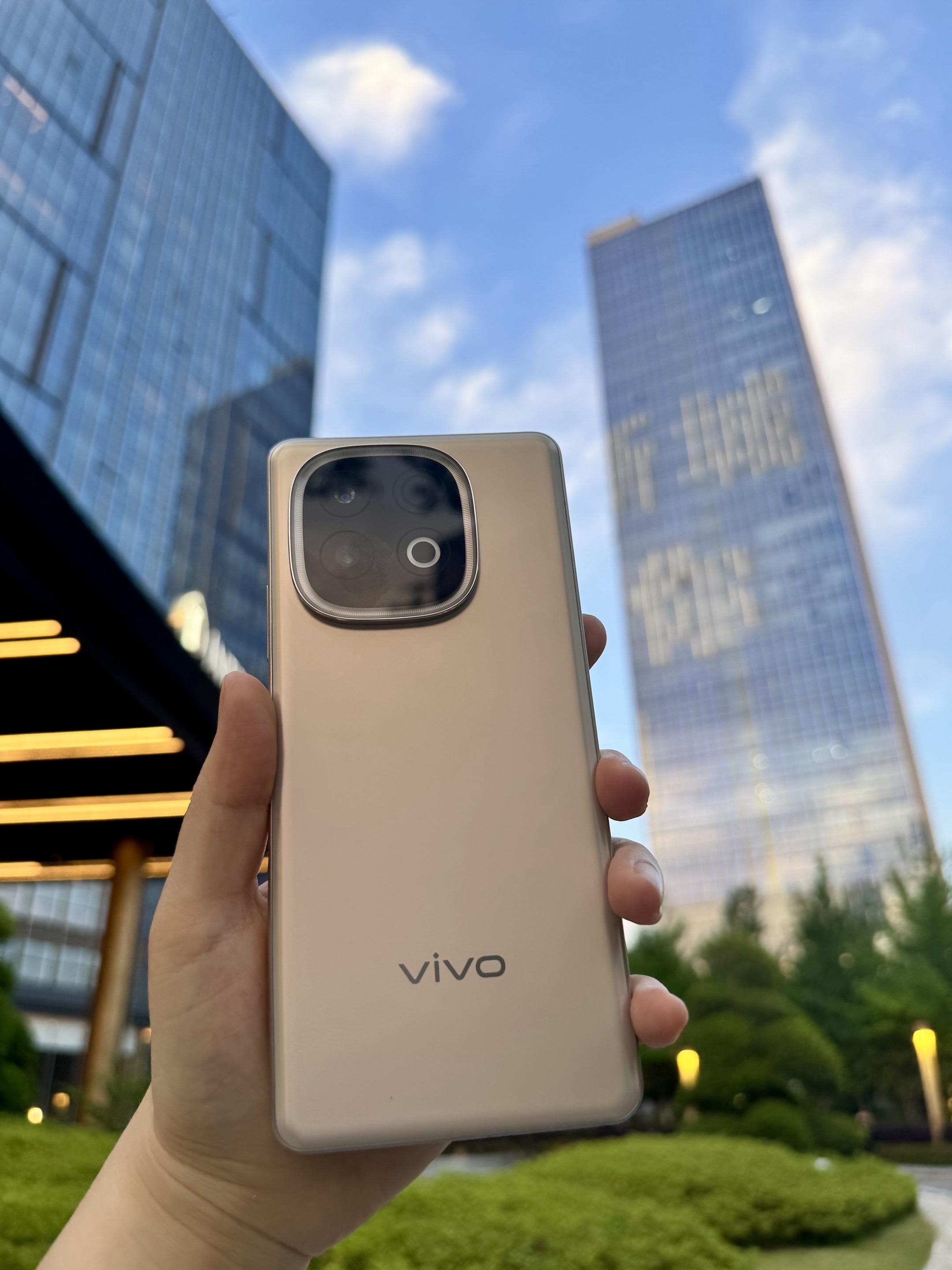 黑科技！vivo Y300 GT军工品质。老爸需要一台耐造神机！viv...