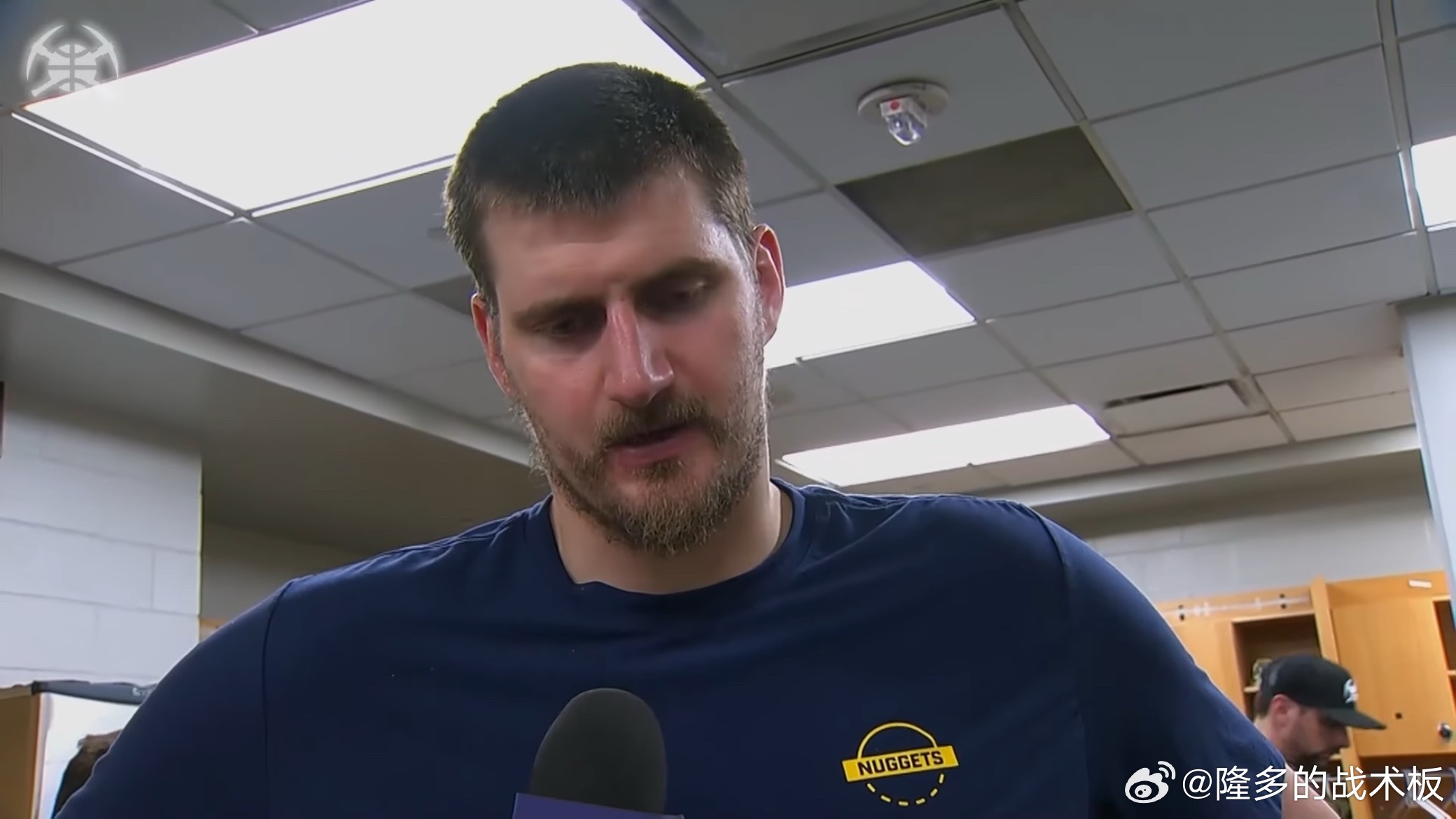 约基奇赛后表示：“最后一攻我们执行了防守，但他投进了高难度球，就是这样。”“他