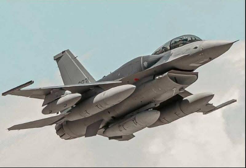 台海军购新动向：台当局持续争取AGM-158，舆论提议配套采购JDAM-LR