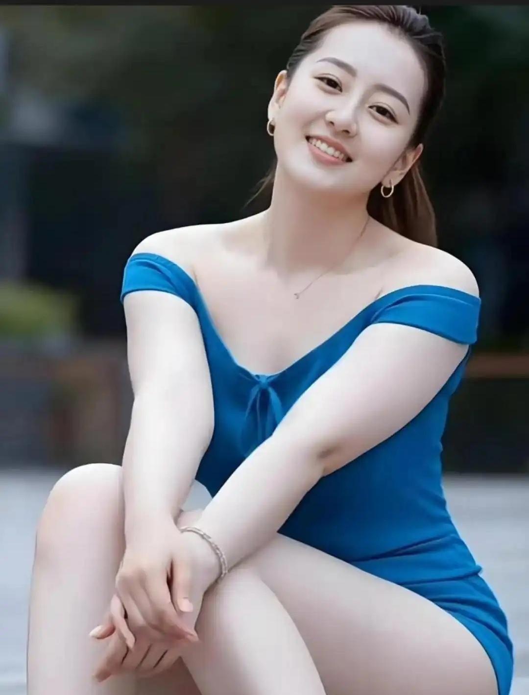 ＃为什么很多人喜欢成熟的女性＃很多人喜欢成熟的女性，这并非单一原因所致
