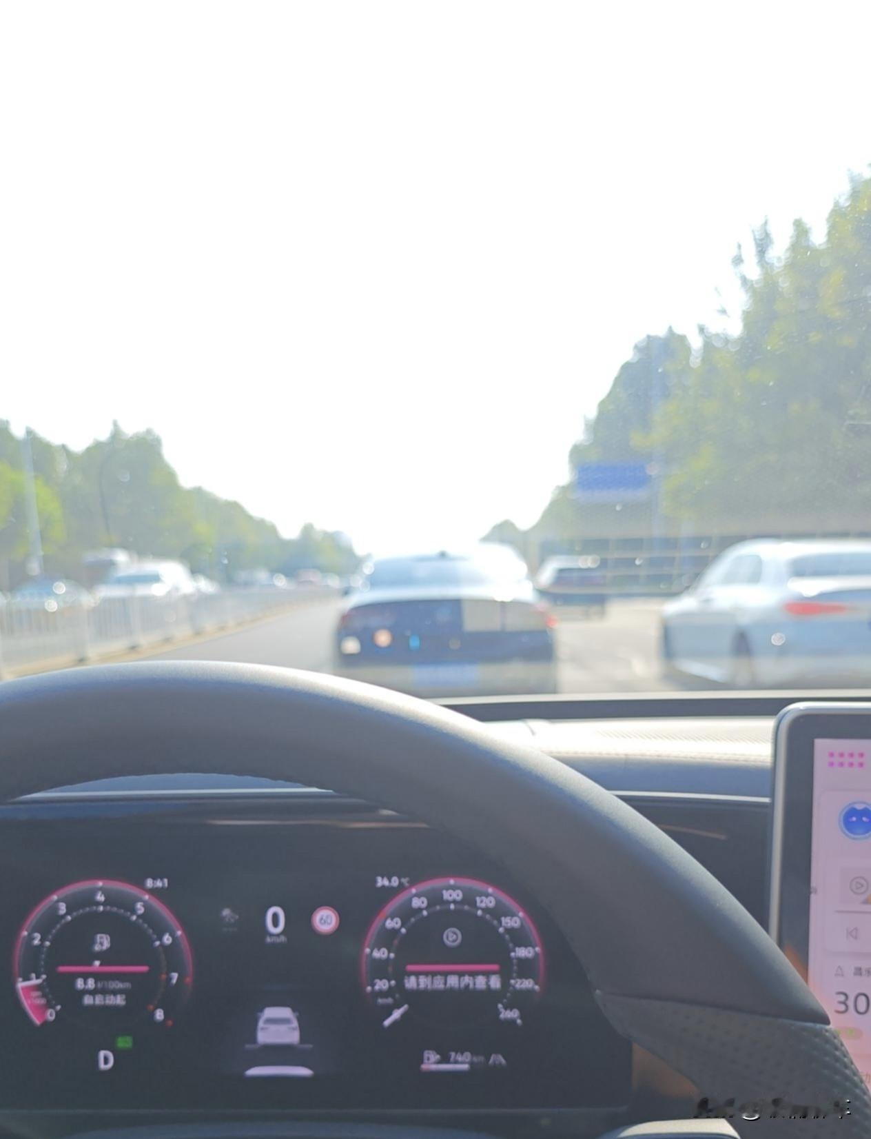 永远要承认“动力可以不用，但不能没有”这句话。当你体验过动力强劲的车，就会对这