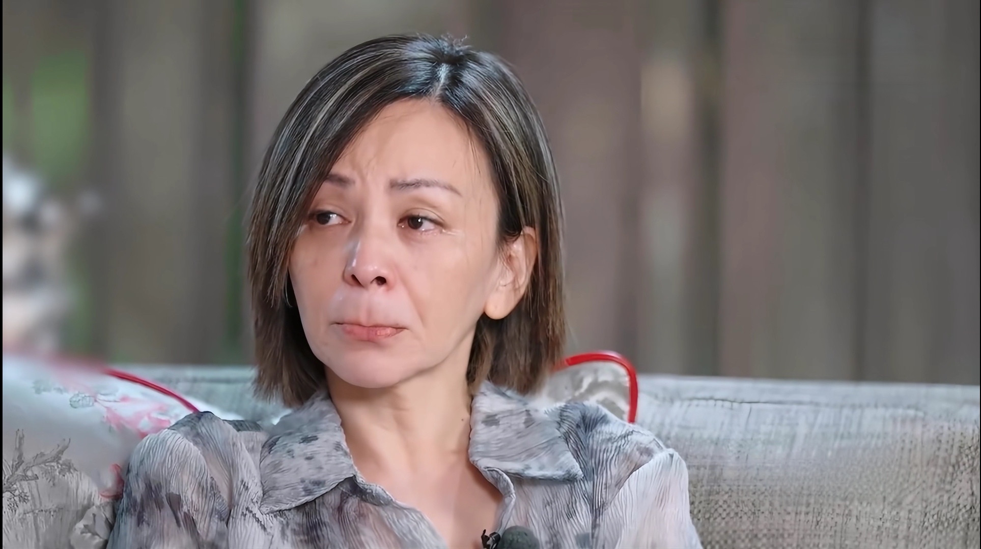 如果我是王琳的儿子，我会立刻和她断絶关系！注意！是立刻！是在她说要把两个