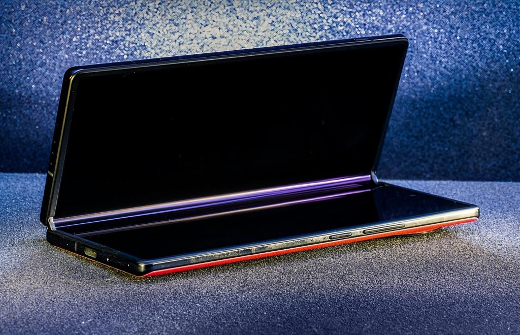 谷歌、OPPO、vivo下一代折叠机将采用双UTG方案谷歌、OPPO、viv