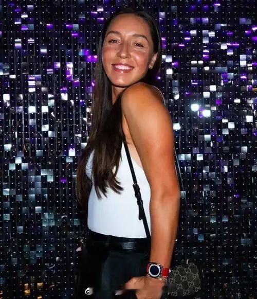 杰西卡佩古拉家的咖啡☕❓[doge]网球网球talking大会​​​