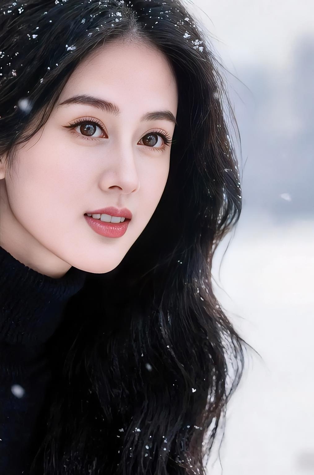 人在福中当惜福其实幸福从不是遥不可及的奢望而是藏在日常里的小确幸能吃饱