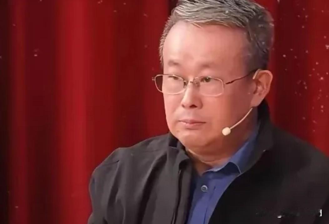 项立刚和北京某法学院因为“钱的事儿”掐起来了。这哥们儿直接怼法学院，让他