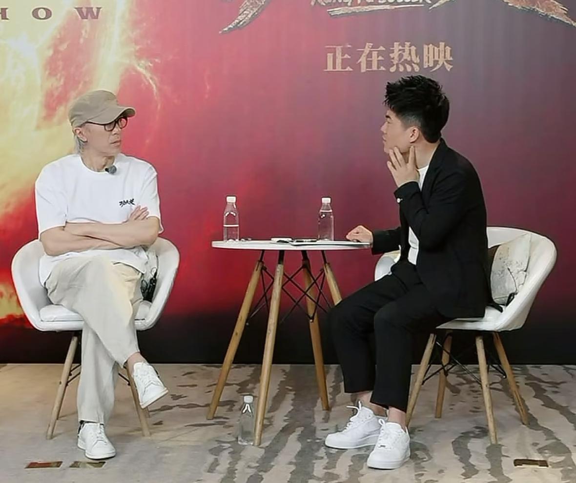 董宇辉你到底有没有好好做功课浪费了这么好的一次采访机会真的太替董宇辉可惜