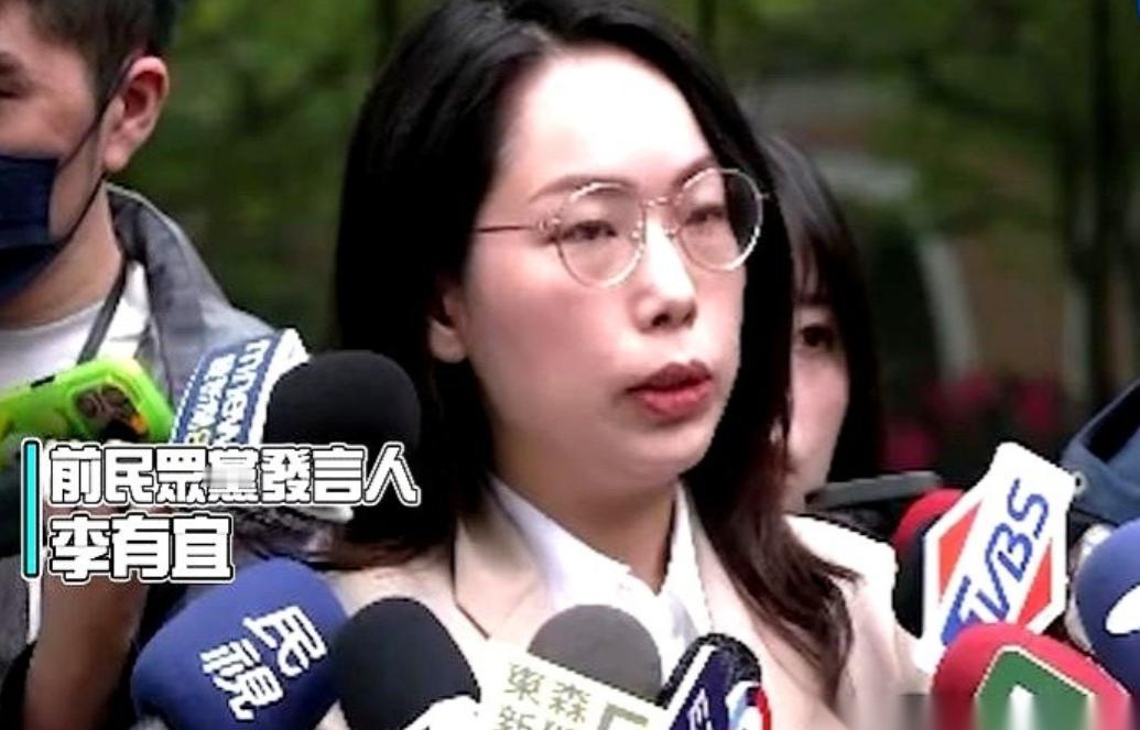 将近四成的人都跑了...这不是退党，这简直是拆家啊发言人、创党元老，说走就