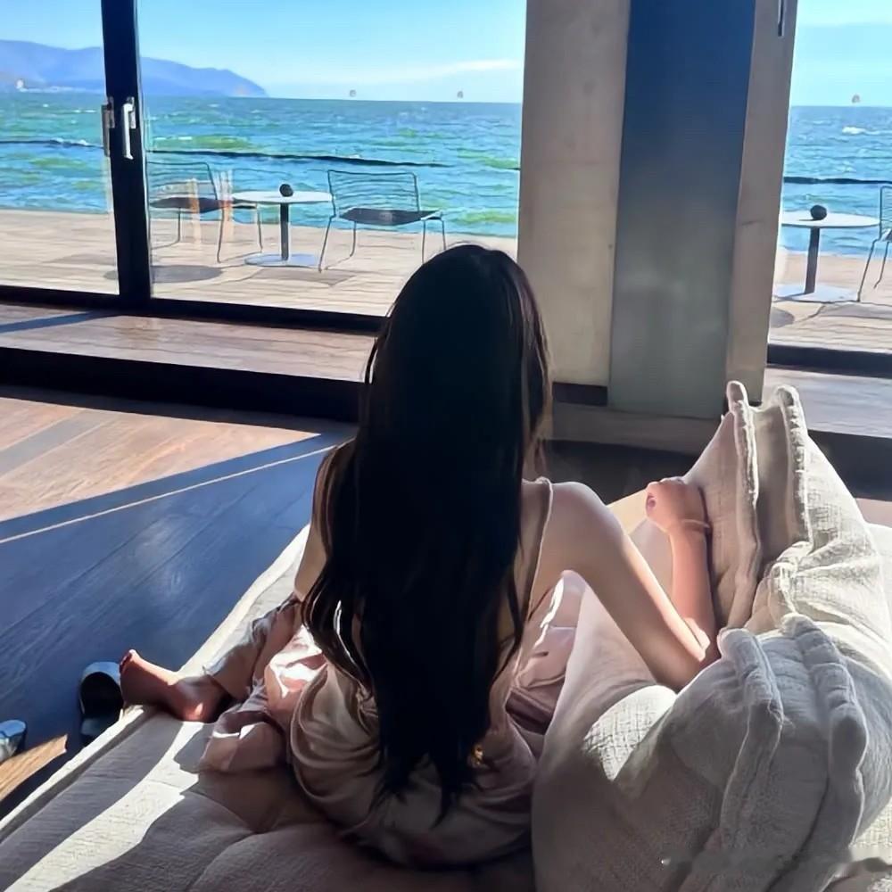 想要男人害怕失去你，你就要做到：1:别失去自己的独有魅力，你不能因为喜欢上一