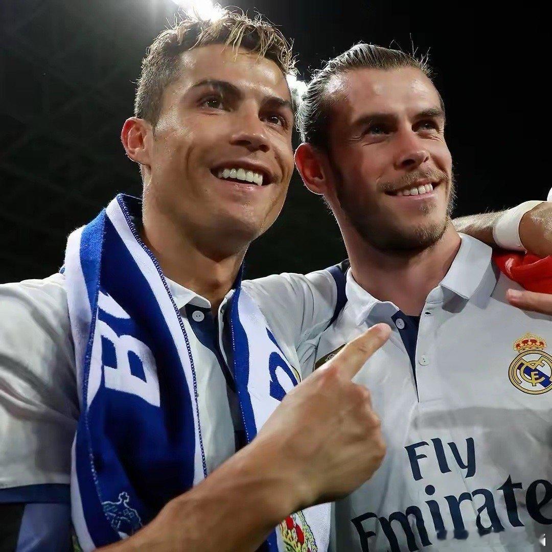 皇马旧将贝尔表示，在效力皇马期间，他和C罗从来没有吵过一次架。两人的关系也非常好