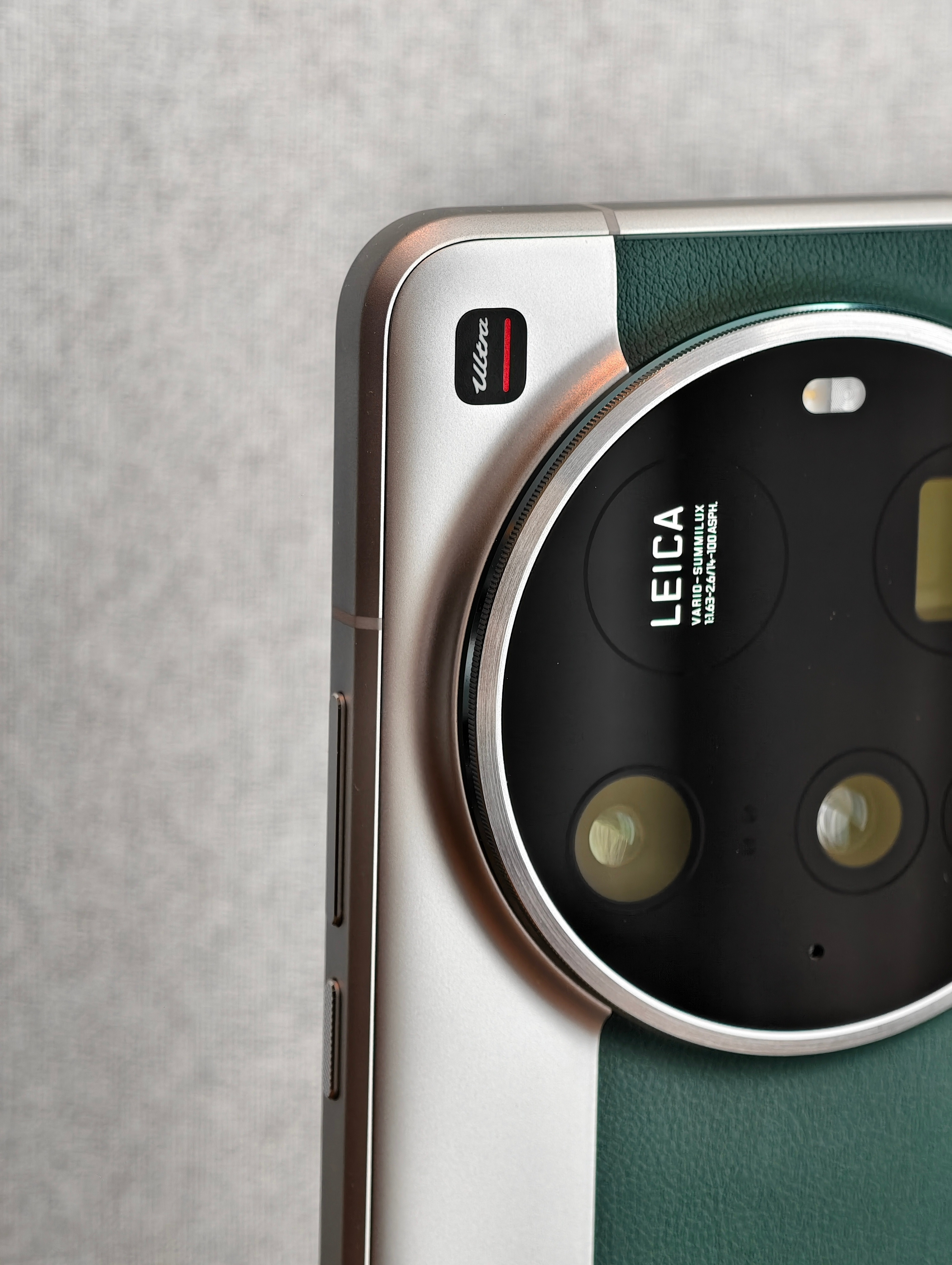 [墨镜]小米15Ultra牛逼。​​​