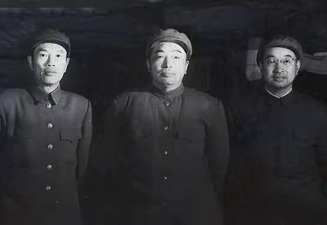 67年梁兴初刚上任，收到邓华家人求助，对抓捕人说：那是我老首长这句掷地有声