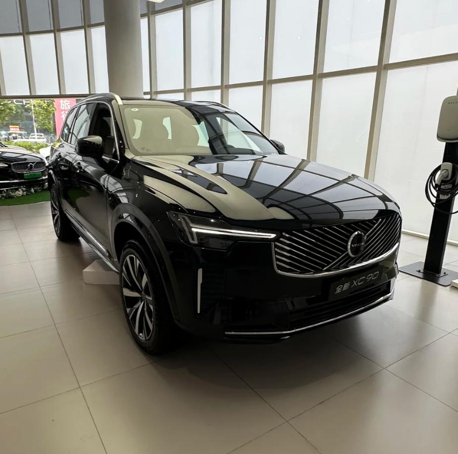 家庭出行选车易踩坑？全新XC90和问界M9各有“杀手锏”，选对了才叫真香对于