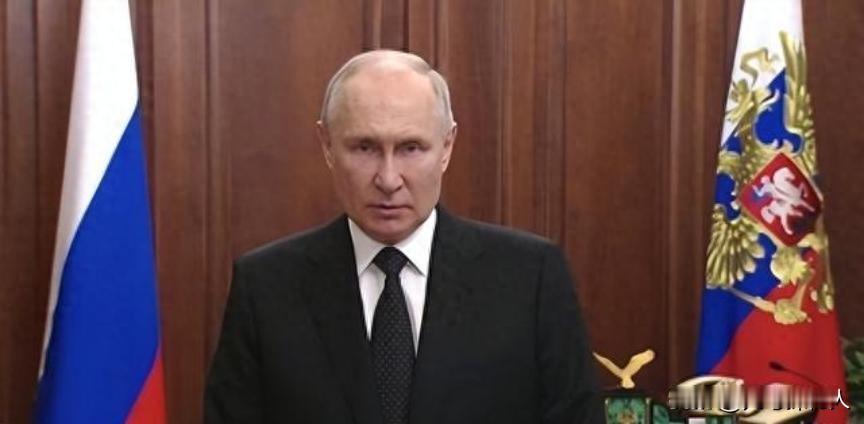 俄罗斯做出危险决定，被曝要弃人民币拥抱美元，普京打的什么算盘？其实，俄罗斯此