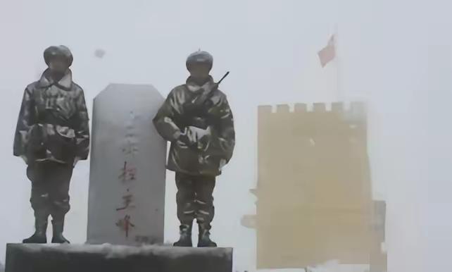 “为什么不给边防战士修一个玻璃哨所呢？”看到边防战士在海拔5000多米、零下
