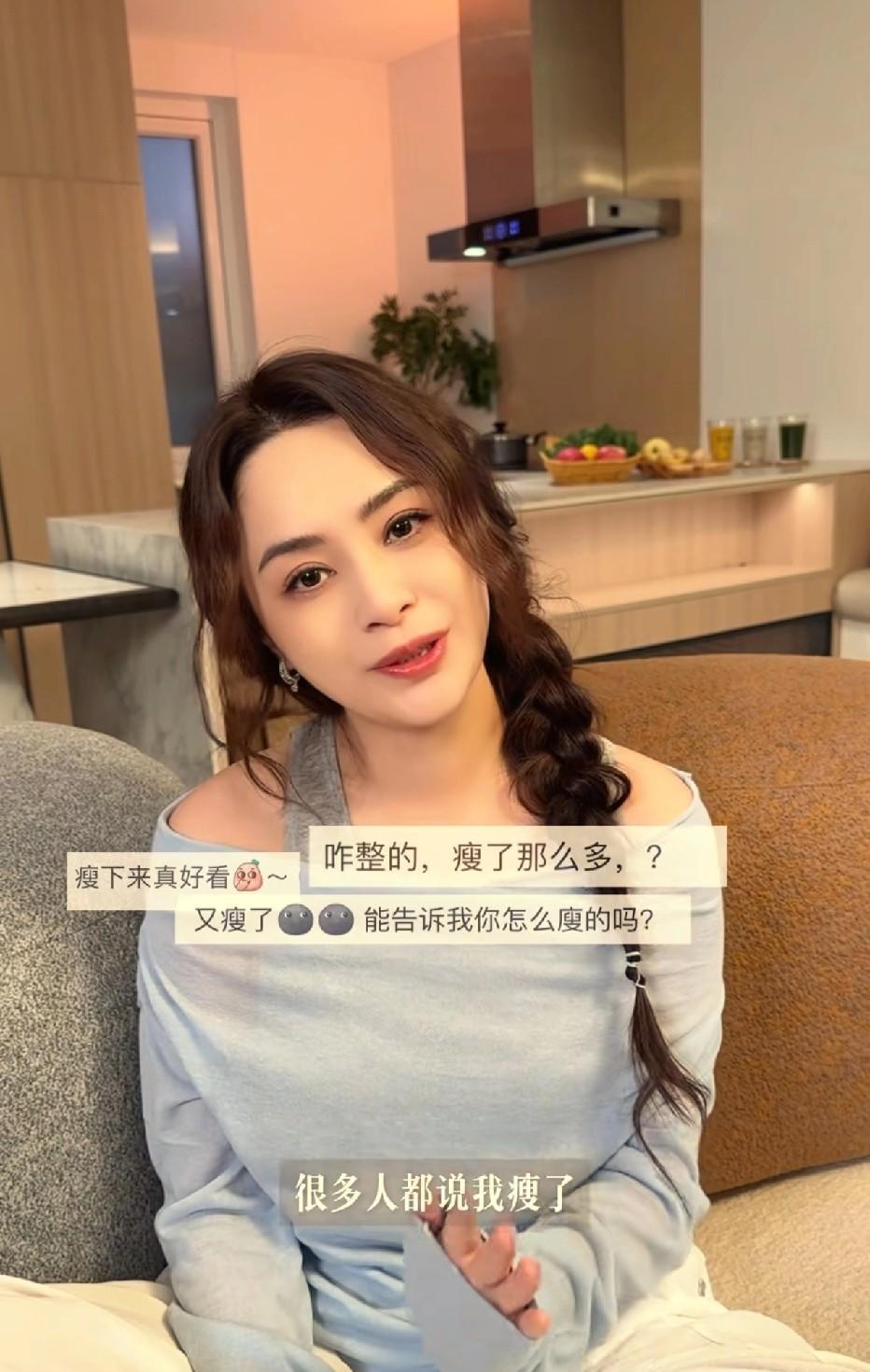 阿娇确实瘦了，她自称易胖体质，喝口凉水都长肉。之前演唱会上她还被调侃胖成“阿爆”