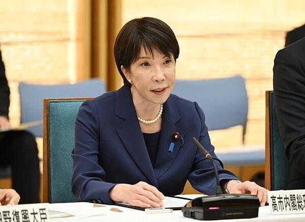 “难得一见！”10月4日，日本政府一天内三次向美方施压。外务事务次官船越健裕先致