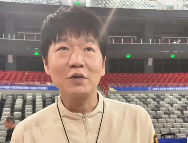 交易谈判无望，山东及时调整引援布局山东男篮管理层早已看清王岚嵚的转会谈判很