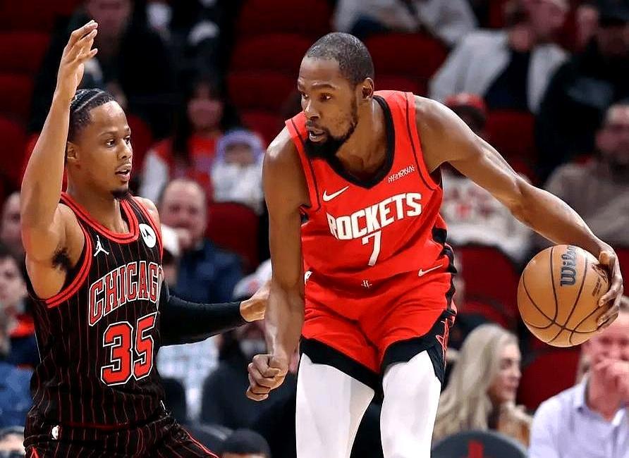 罚球命中率35.8%，三分命中率13.3%，这数据你敢信？这就是申京这个赛