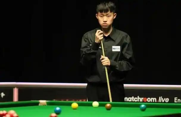斯诺克英国公开赛第3日战报32强全部产生，中国球员6人晋级32强，常冰玉打进1