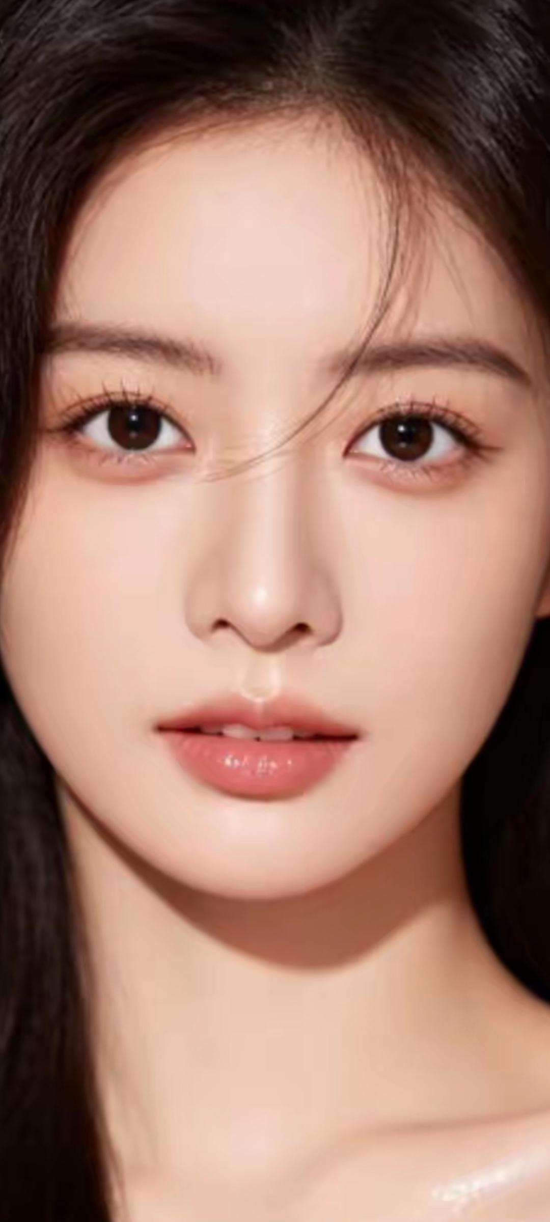 温柔甜美的少女，自然妆容，清新动人！🌸💕