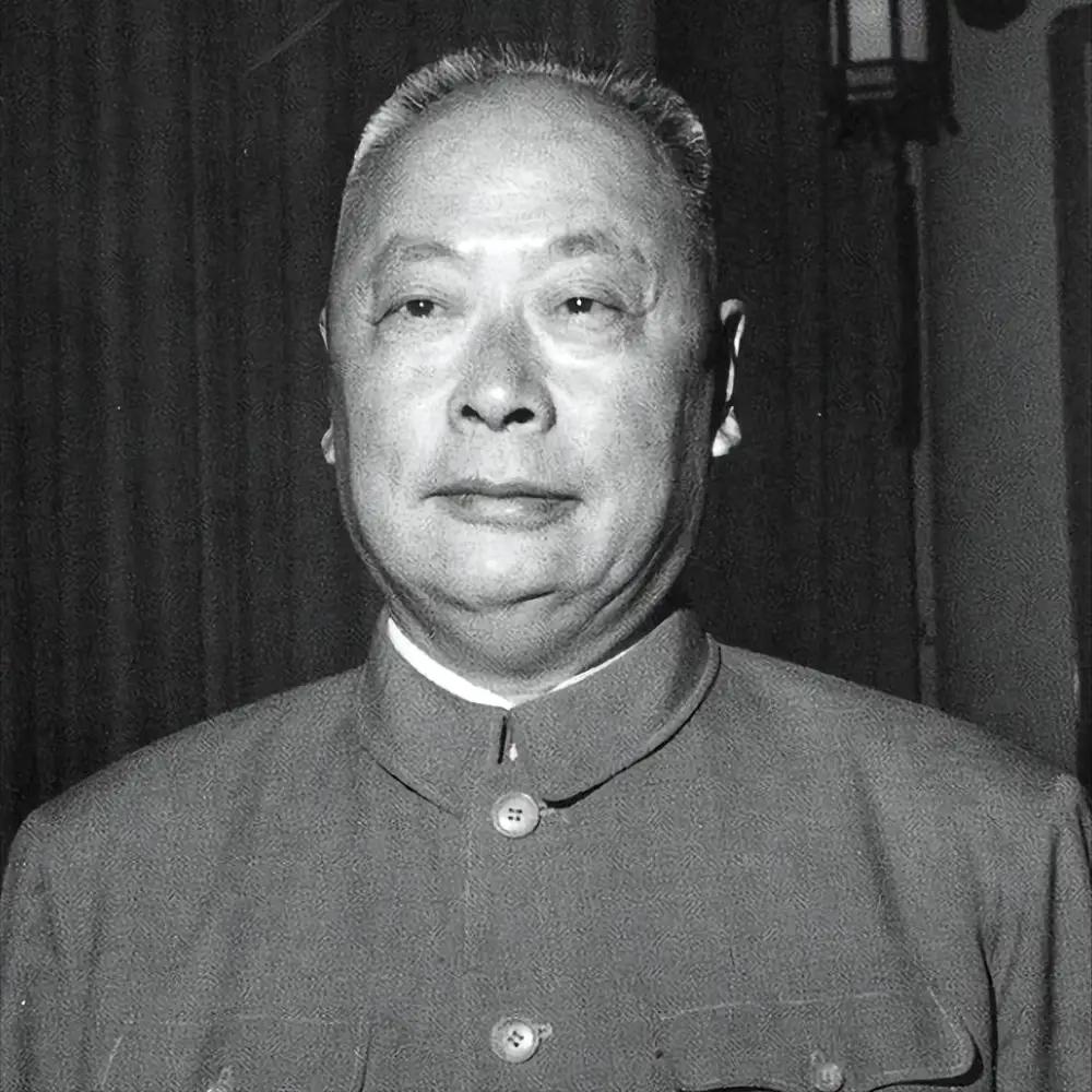 在开国将帅中，只有一个姓集齐了元帅、大将、上将、中将和少将，您知道是哪个姓吗？