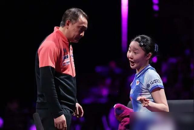 日本夺冠，全场死寂，就因她是中国血统？17岁张本美和拿下最后一分，夺冠。全场