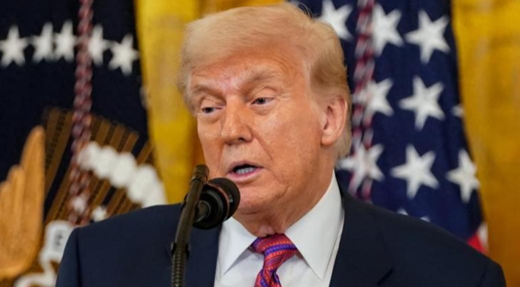 美国这是自己给自己找台阶下？美国表示：如果台湾不把钱送到美国的手中，那么美国将按