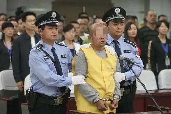 5月5日，河北一家五口被邻居灭门，只因"你家过得太好"！凶手临刑前还想上诉，连律