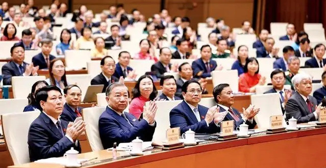 越南大变动：政府大瘦身，有人慌了！越南政府突然搞了个大动