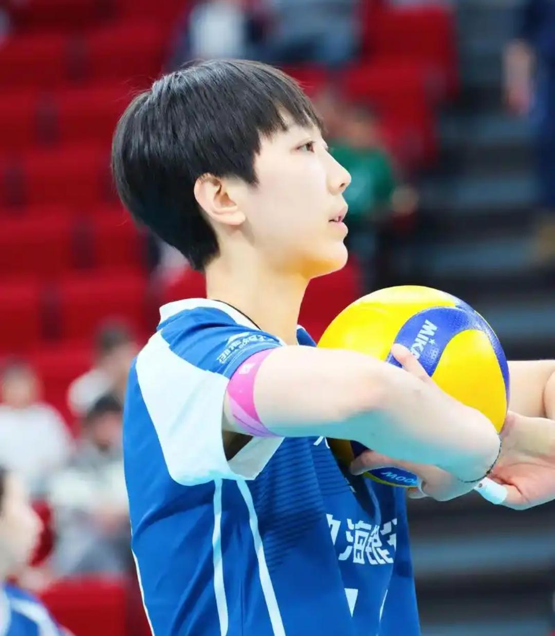 网传陈博雅将赴韩选秀征战韩国联赛，博粉迎来振奋消息近日，网传天津女排主力接应
