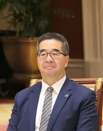 萧旭岑看来要跟马办彻底撕破脸，要提告金溥聪。其实，金溥聪开个记者会，其实是单