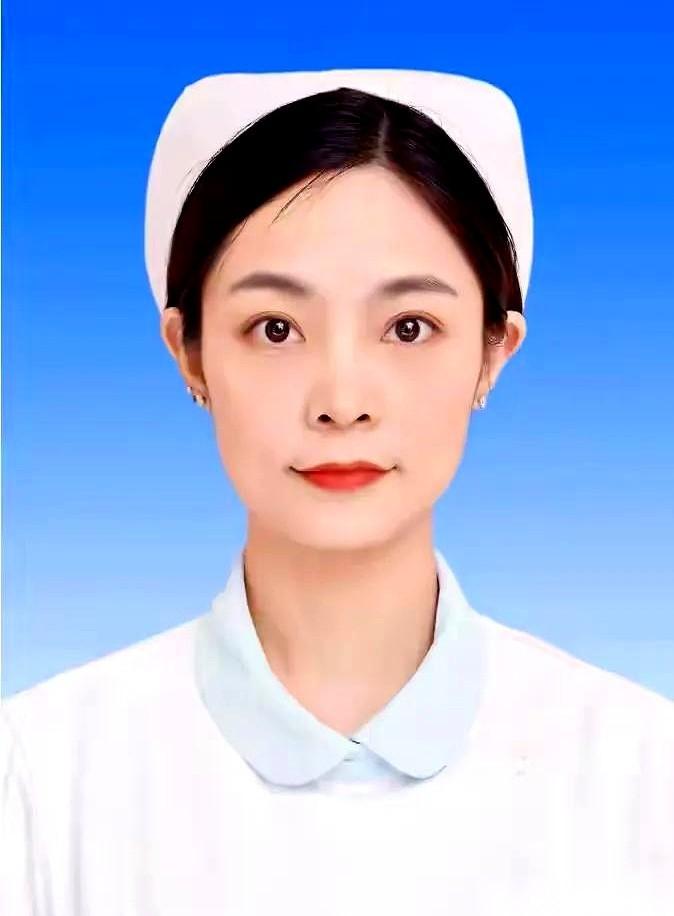 贵州茅台医院的主管护师陈佳佳在岗位上突发脑出血，抢救十天后离世。遵义市人社局不