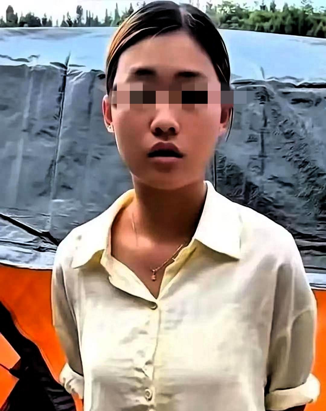一名徒步女孩轻装进入新疆无人区，又累又渴之际，发现一顶空置帐篷，便进去短暂休整。