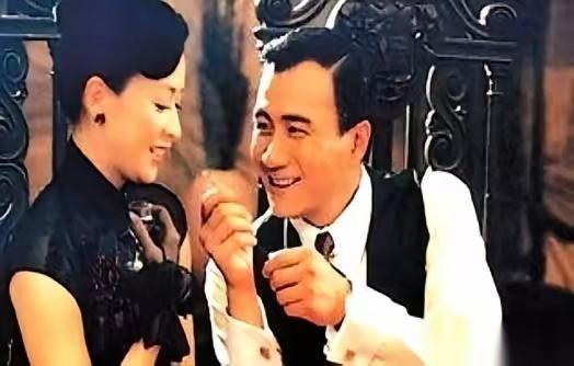 有时候，人与人之间的缘分着实难以言明。当胡军对刘嘉玲说：“姐，想要儿子吗？”