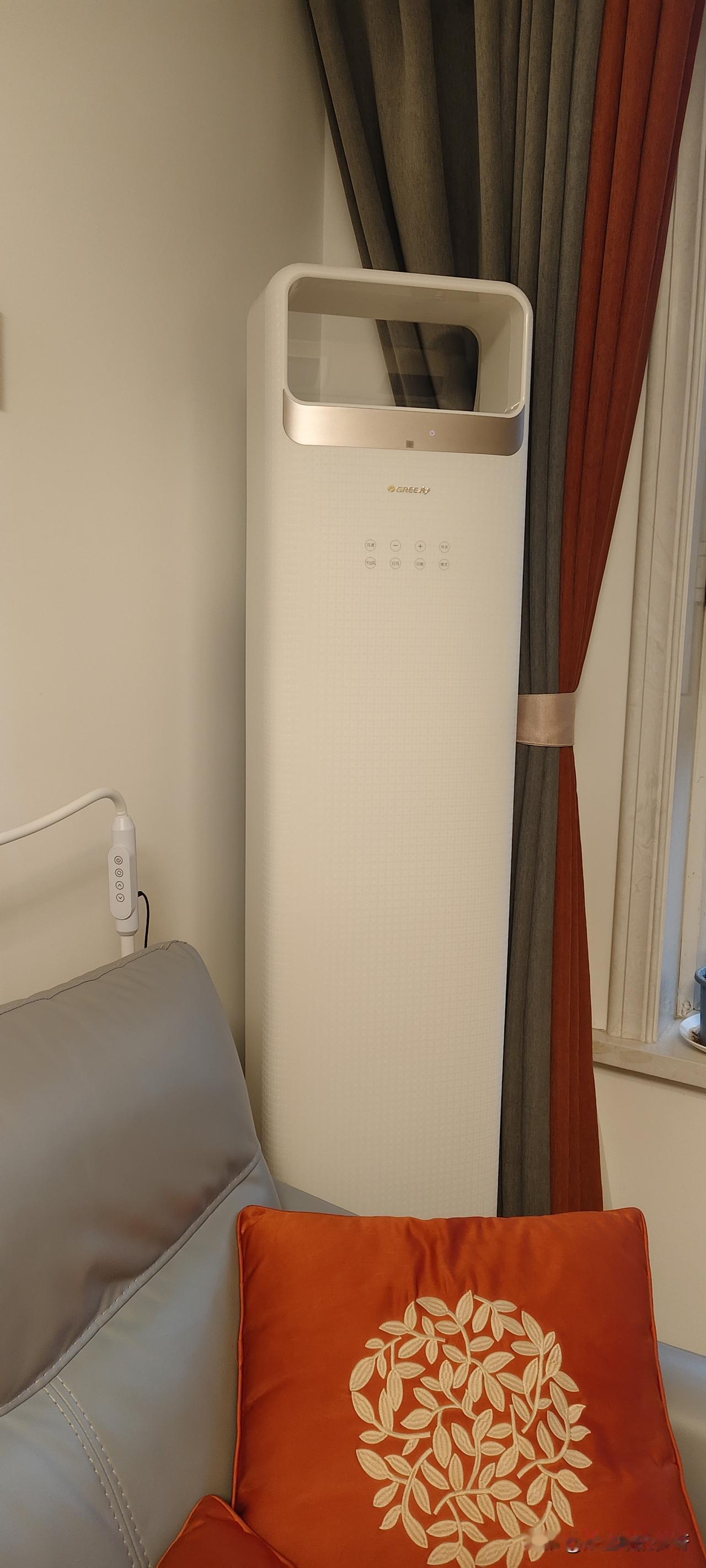 买空调，安空调的坑我给你们踩了，希望你们不要再踩了。北方的夏天也熬不住了。